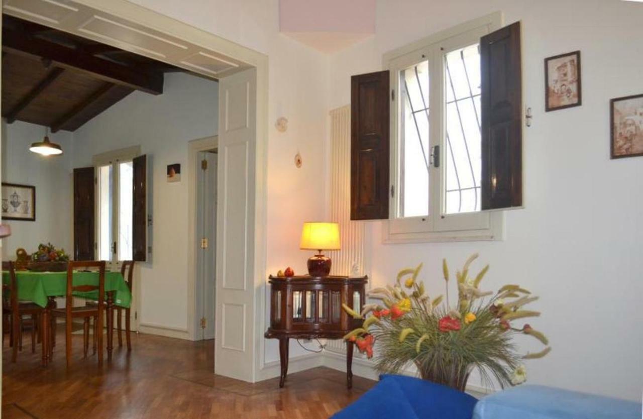 Casa Vacanze Ayroldi 莱切 外观 照片